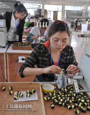 华久科技通讯设备产量翻番 创新驱动与产业升级的双重奏